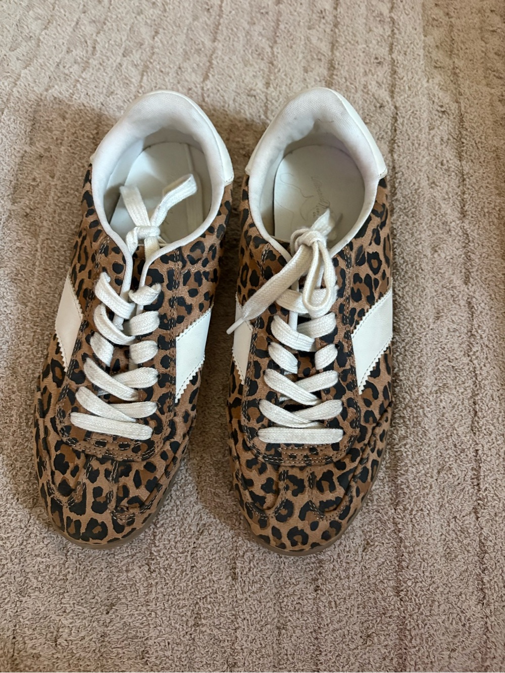 a new day Leopard-Pattern Lace-Up Sneakers in Brown & White